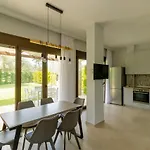Villa Friday Mood By Diomedes Group Pefkochori