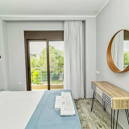 Friday Mood By Diomedes Group Villa Pefkochori