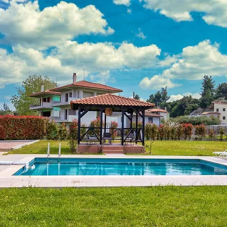 Vilă Friday Mood By Diomedes Group Pefkochori