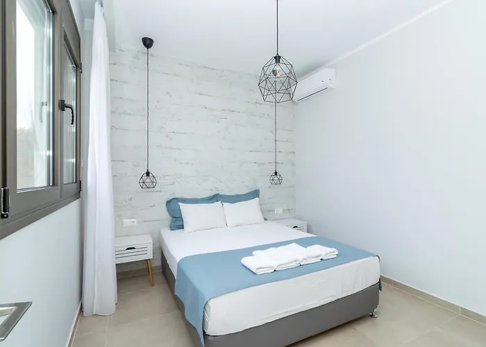 Friday Mood By Diomedes Group * Pefkochori