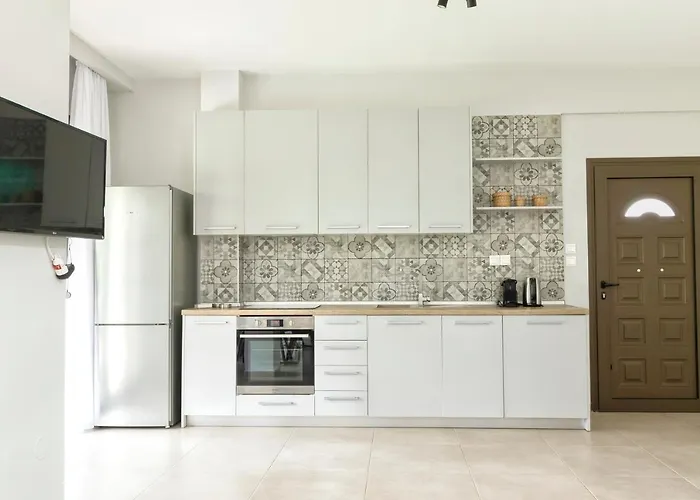 Villa Friday Mood By Diomedes Group *