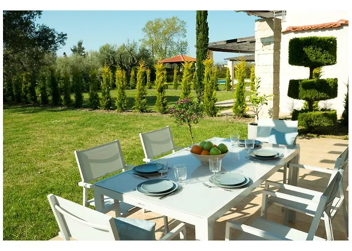 Friday Mood By Diomedes Group Villa